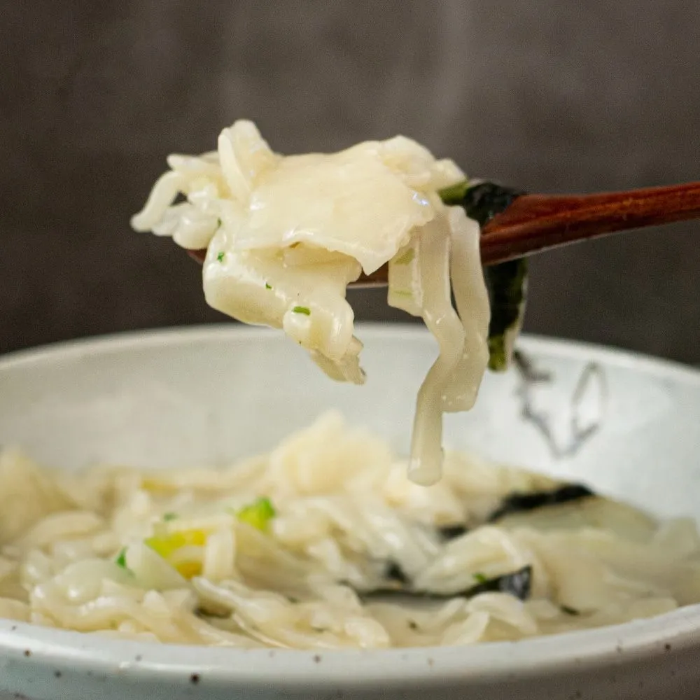 [APP전용] 서문시장 손맛 칼제비 400g 3봉 스프 6개 증정 : 롯데ON