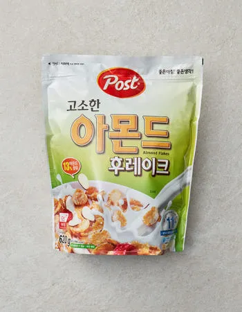 이런 상품 어때요? [포스트] 아몬드 후레이크 시리얼 620g