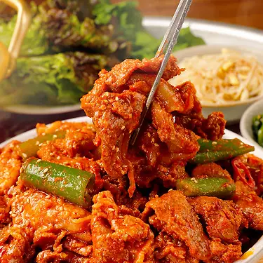 [참도깨비] 부산 초량 기사식당 고추장 제육볶음 1KG 2팩 외 양념육 매콤달콤 국민고기반찬, 저온숙성 고추장 특제비법소스 | 톡딜