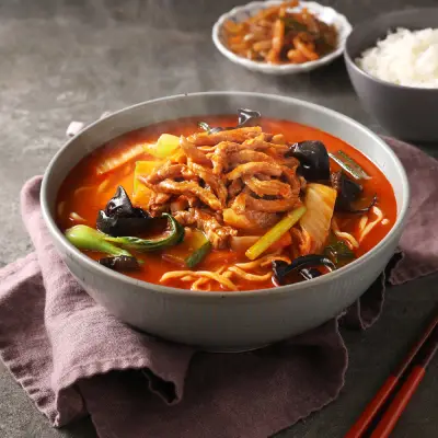 [홍야] 직화 고기짬뽕 2인분 1260g 면2 소스2 1팩